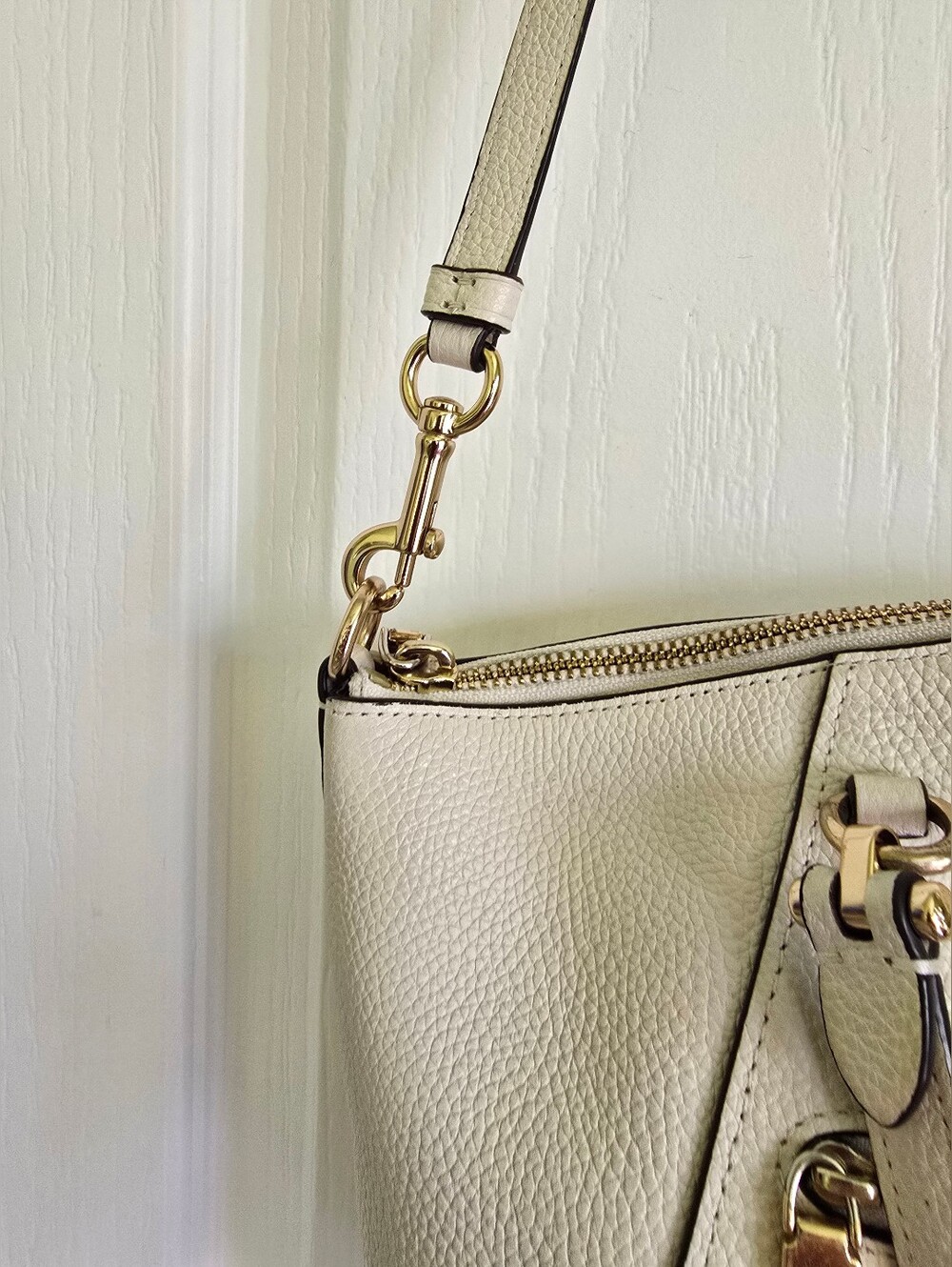 EUC Coach Prairie Satchel In Polished Pebble Leather - Chalk White, Style 58874 - Picture 7 of 16